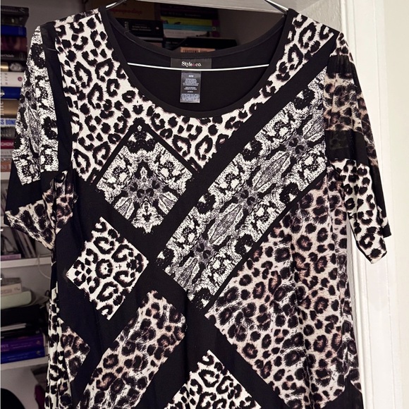 ✨ Fierce Vintage Style & Co. Top | Animal Print Statement Piece - Size M ✨ - Picture 13 of 15